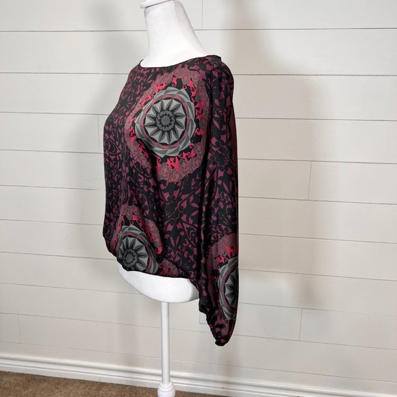 MSSP Black Burgundy and Gray Satin Blouse Size M - Picture 4 of 9